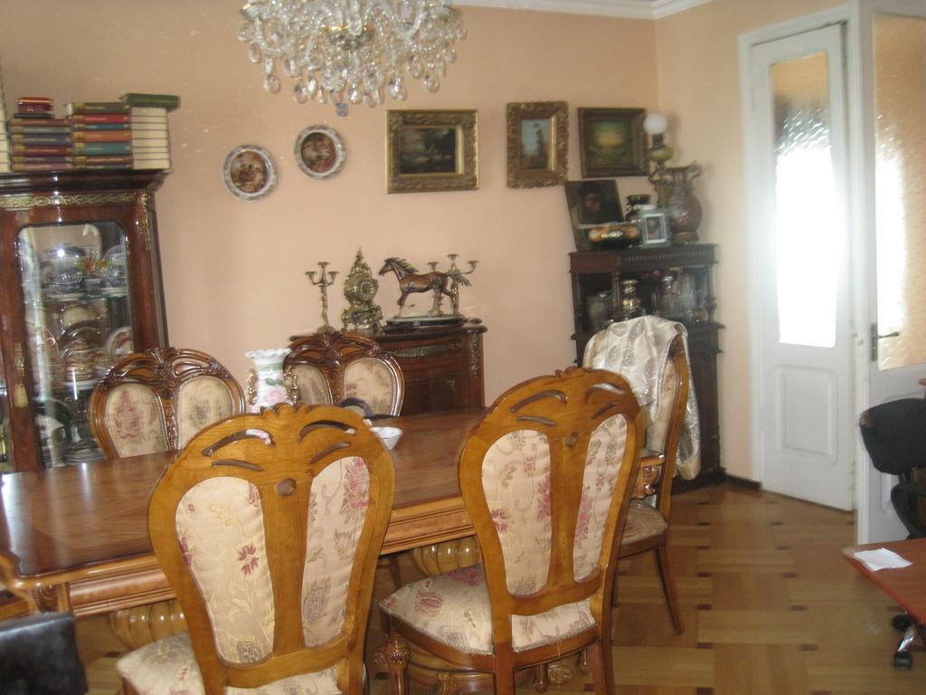Metaxa Guesthouse 巴统 外观 照片