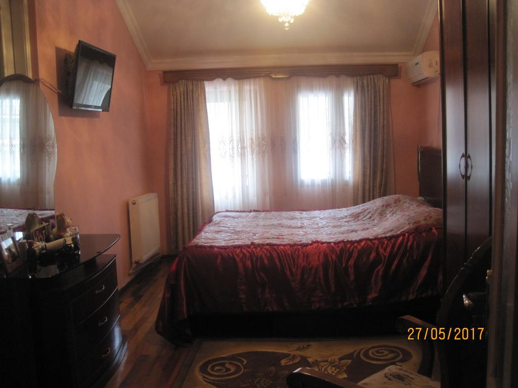 Metaxa Guesthouse 巴统 外观 照片